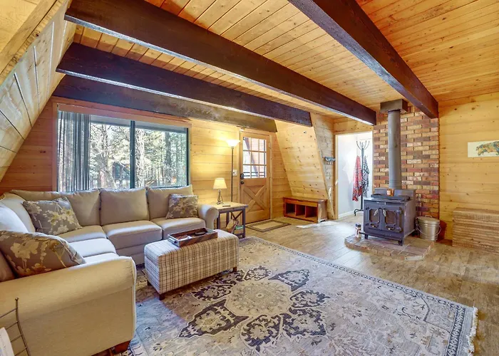 Spacious Yard & Deck! Great Space In Munds Park *