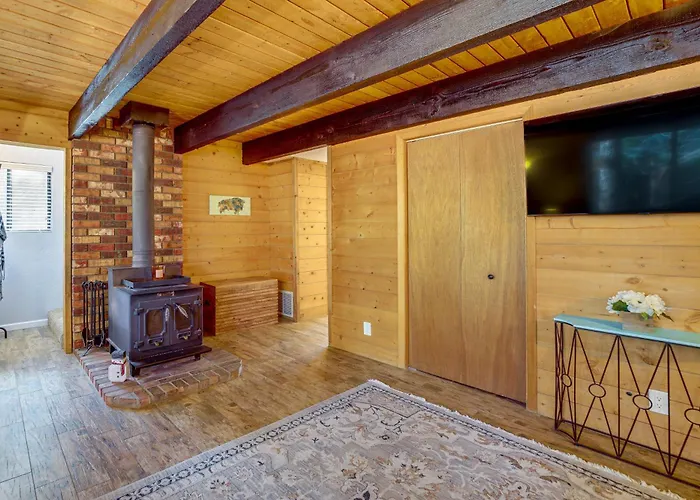 Holiday home Spacious Yard & Deck! Great Space In Munds Park Sedona