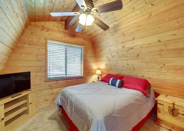 Spacious Yard & Deck! Great Space In Munds Park Sedona